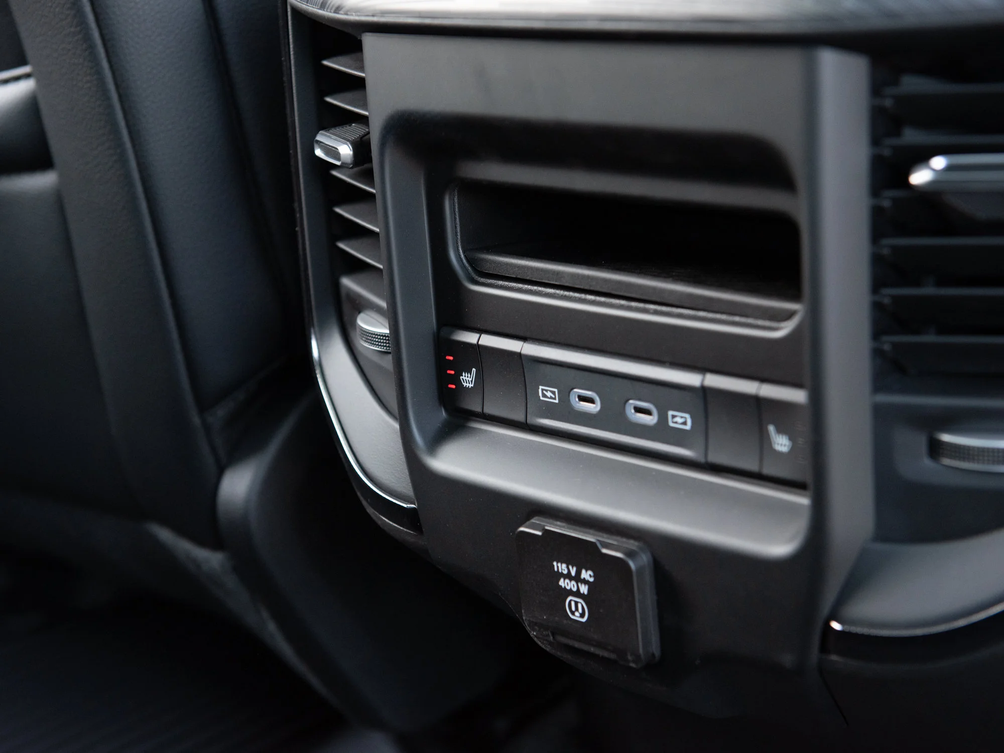 New 2026 Black RAM Sport* image 23