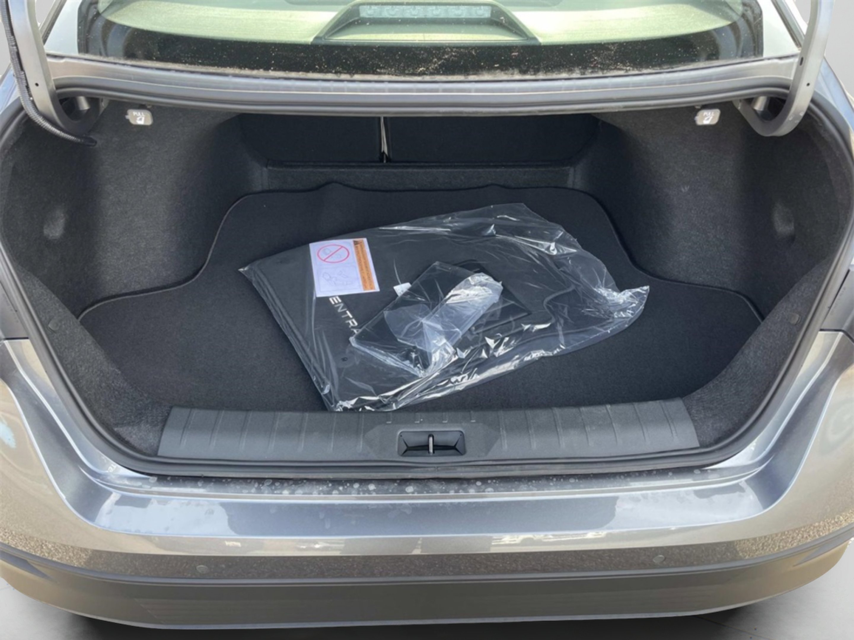 2026 Nissan Sentra SL - Photo 18