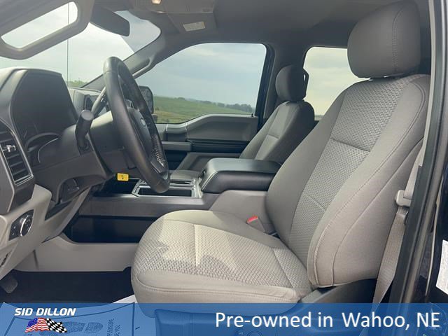Used 2019 Agate Black Metallic Ford XLT image 9