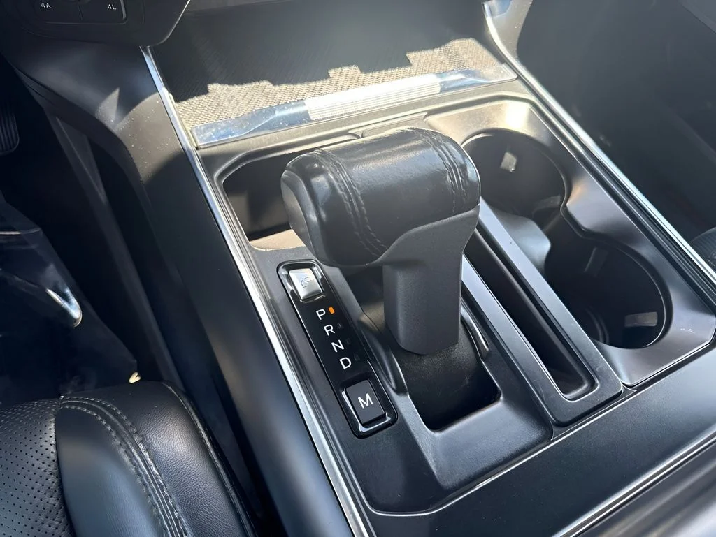 Used 2022 Silver Ford Raptor image 19