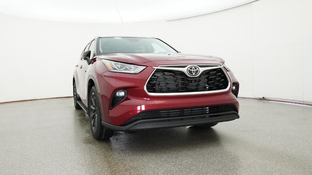 Certified Used 2026 RUBY FLARE PEARL Toyota  image 32