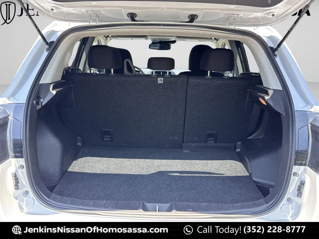 Used 2024 Black Mitsubishi 2.0 ES image 21