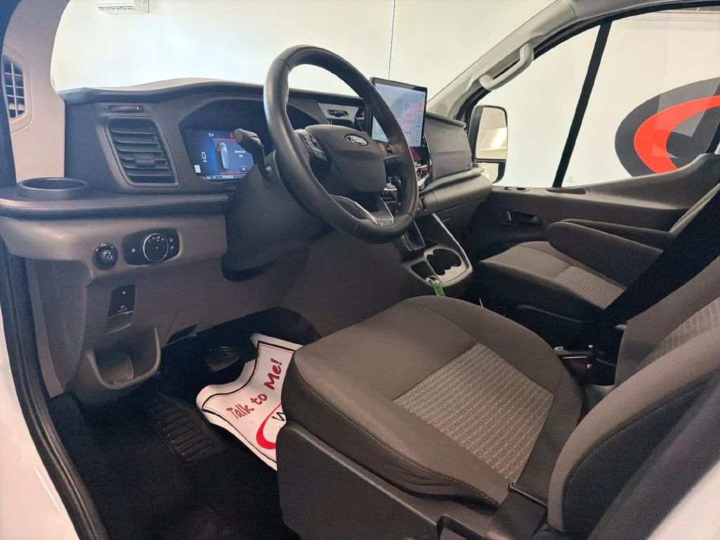 Used 2026 White Ford XLT image 9