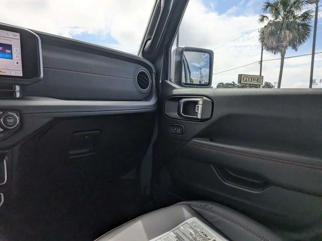 2026 Jeep Wrangler 4-Door Rubicon - Photo 16