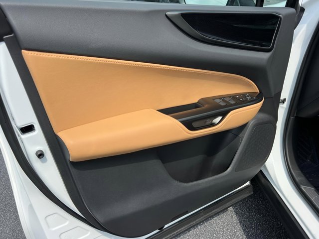 New 2026 Ultra White Lexus AWD image 17