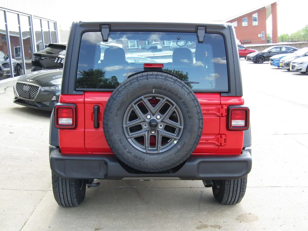 New 2026 Firecracker Red Clearcoat Jeep Sport image 4