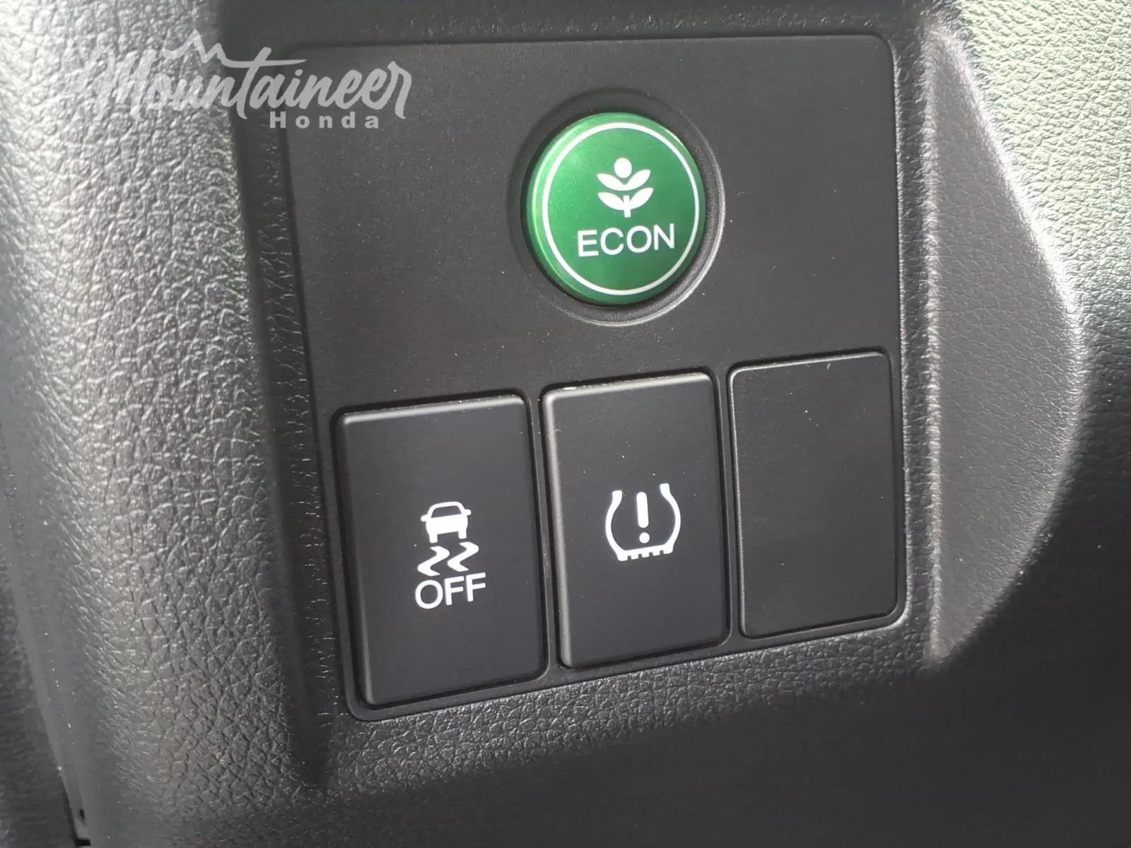 Used 2022 Modern Steel Metallic Honda LX image 31