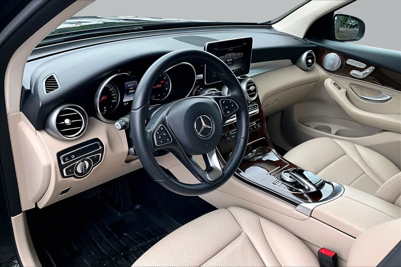 Used 2019 Black Mercedes-Benz GLC 300 image 18