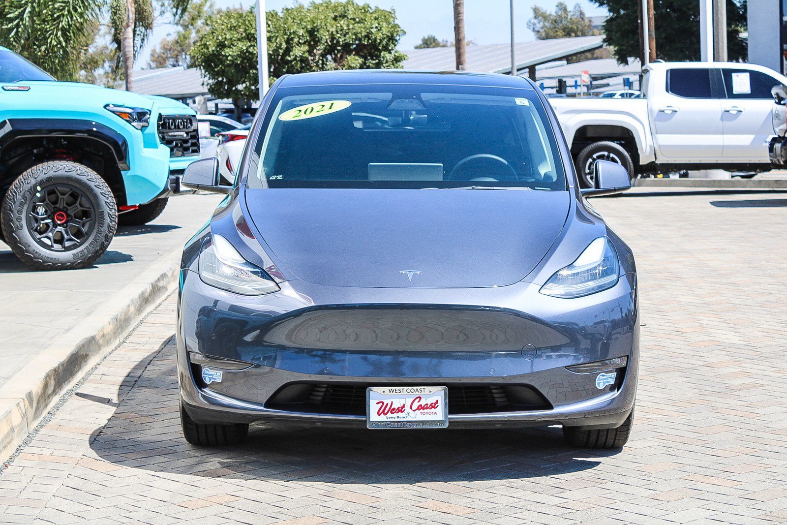 Used 2021 Tesla Model Y Long Range with VIN 5YJYGAEE7MF271167 for sale in Long Beach, CA
