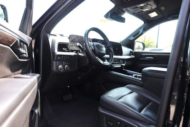 Used 2025 Black Chevrolet Z71 image 6