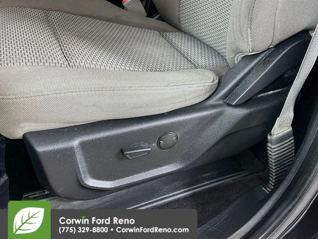 Used 2019 Agate Black Metallic Ford XLT image 18