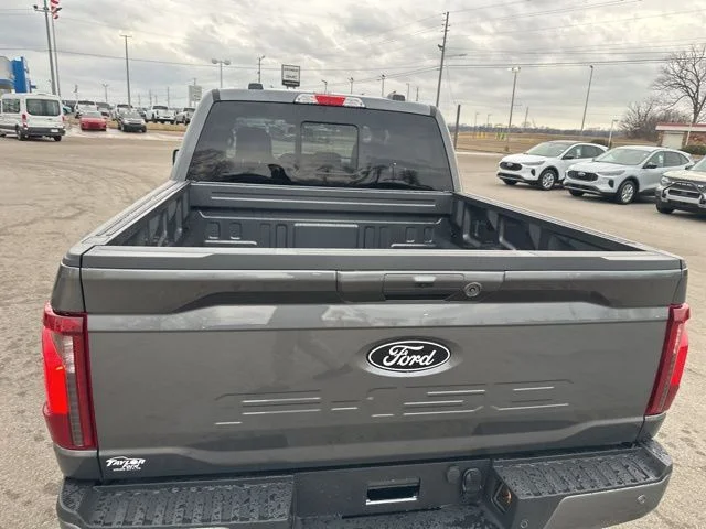 New 2026 Carbonized Gray Metallic Ford XLT image 23