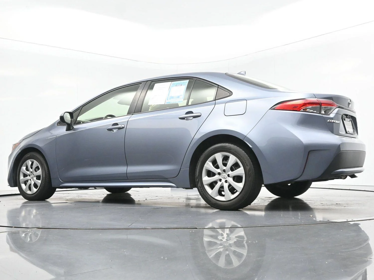 Used 2022 Celestite Gray Metallic Toyota LE image 43