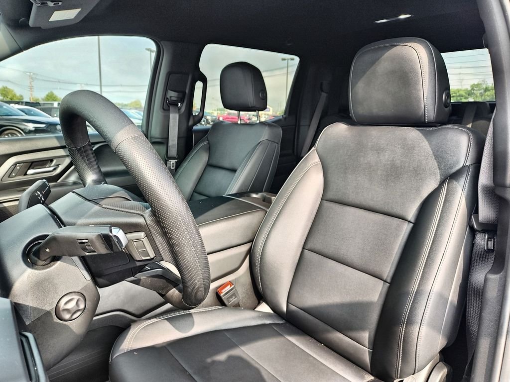 Used 2024 White Chevrolet Work Truck image 11