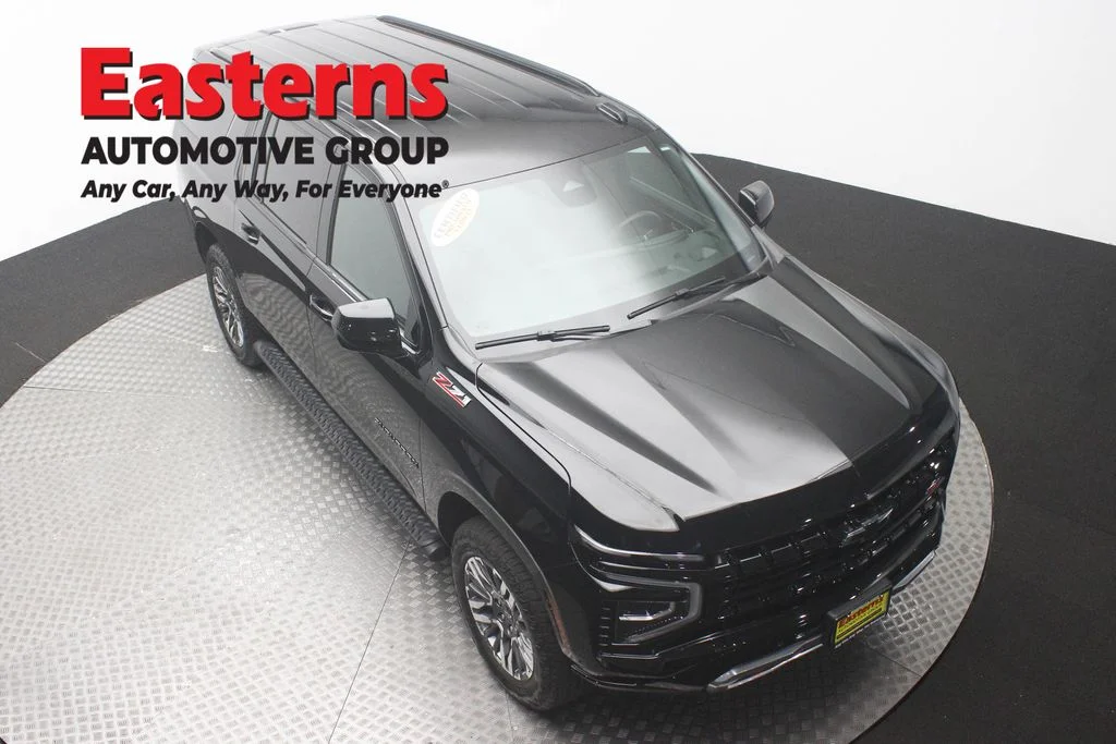 Used 2025 Black Chevrolet Z71 image 3