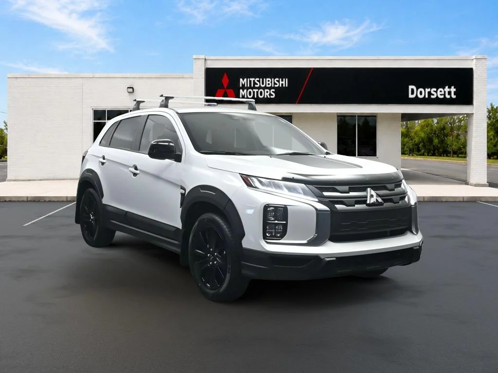 New 2026 White Diamond Mitsubishi Trail Edition image 4