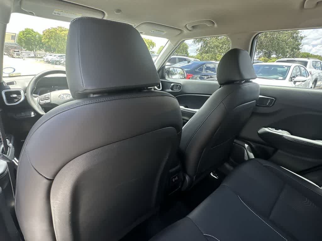 Used 2024 Lunar White Hyundai Limited image 15
