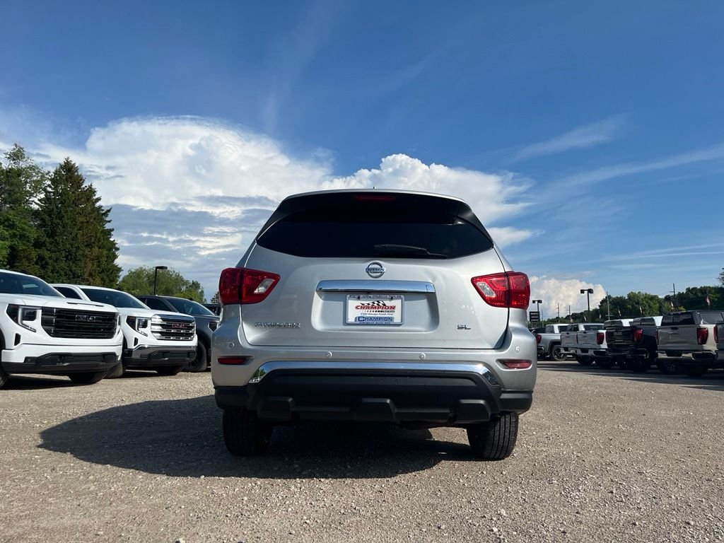 Used 2020 Brilliant Silver Metallic Nissan SL image 9