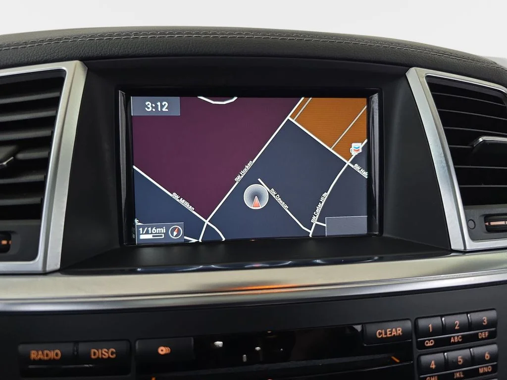 Used 2014 Iridium Silver Metallic Mercedes-Benz GL 450 image 25