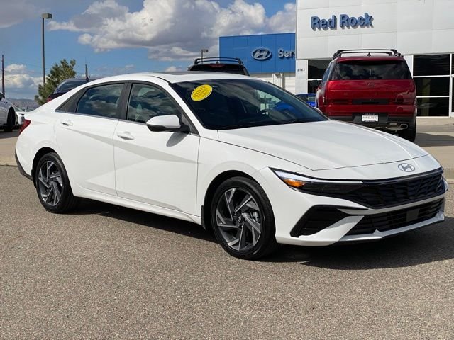 2025 Hyundai Elantra Limited - Photo 7
