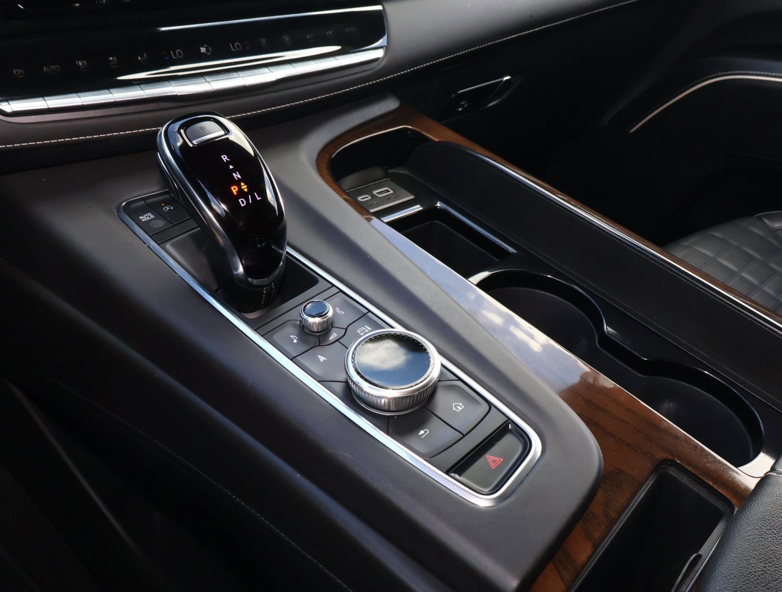 2024 Cadillac Escalade Sport Platinum - Photo 34