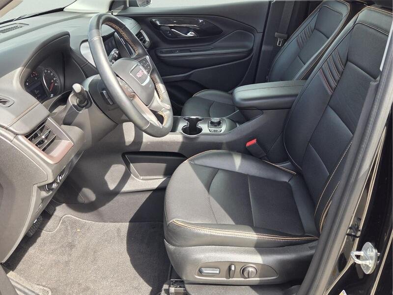 Used 2024 Ebony Twilight Metallic GMC AWD 4DR AT4 image 10