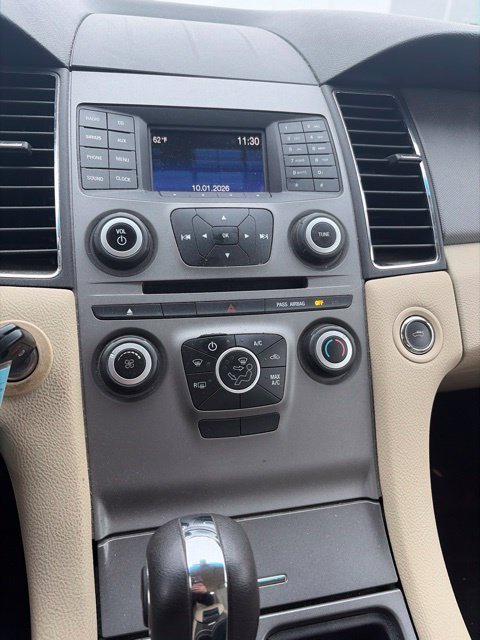 Used 2017 White Gold Metallic Ford SE image 16