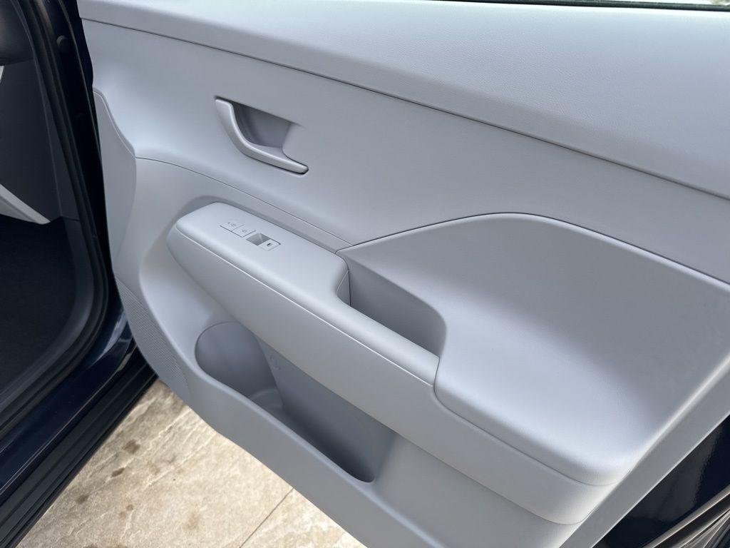 New 2026 Blue Hyundai SEL Sport AWD image 27