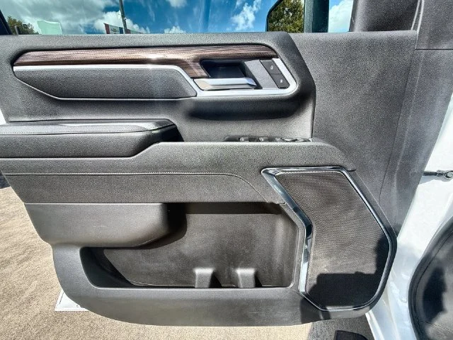 2025 Chevrolet Silverado 2500HD LT - Photo 21