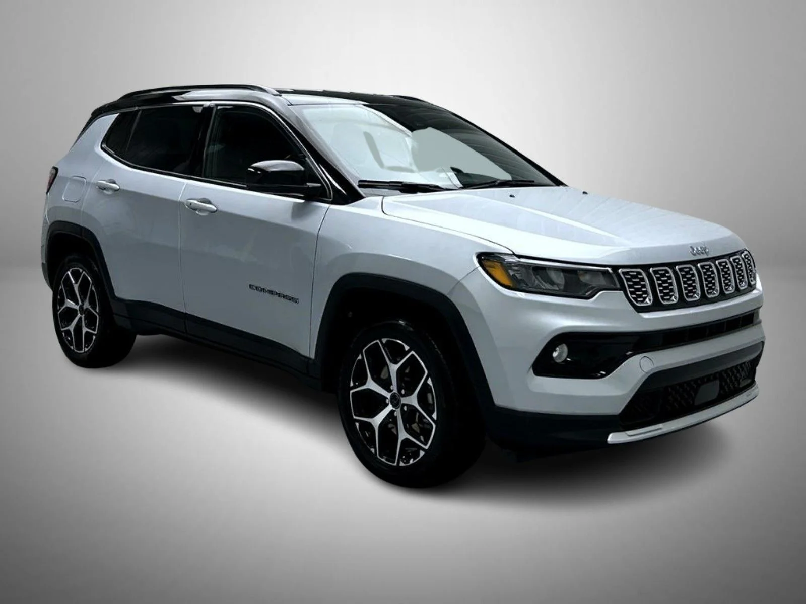 Used 2025 Silver Jeep Limited image 3