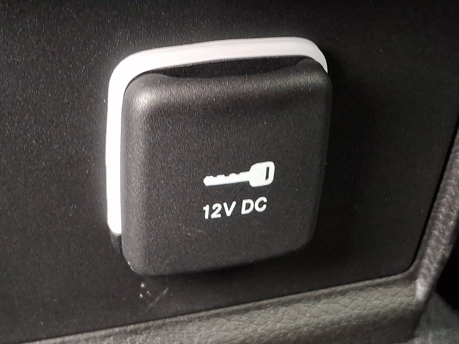 Certified Used 2026 Red Hot Pearlcoat Jeep Limited image 12