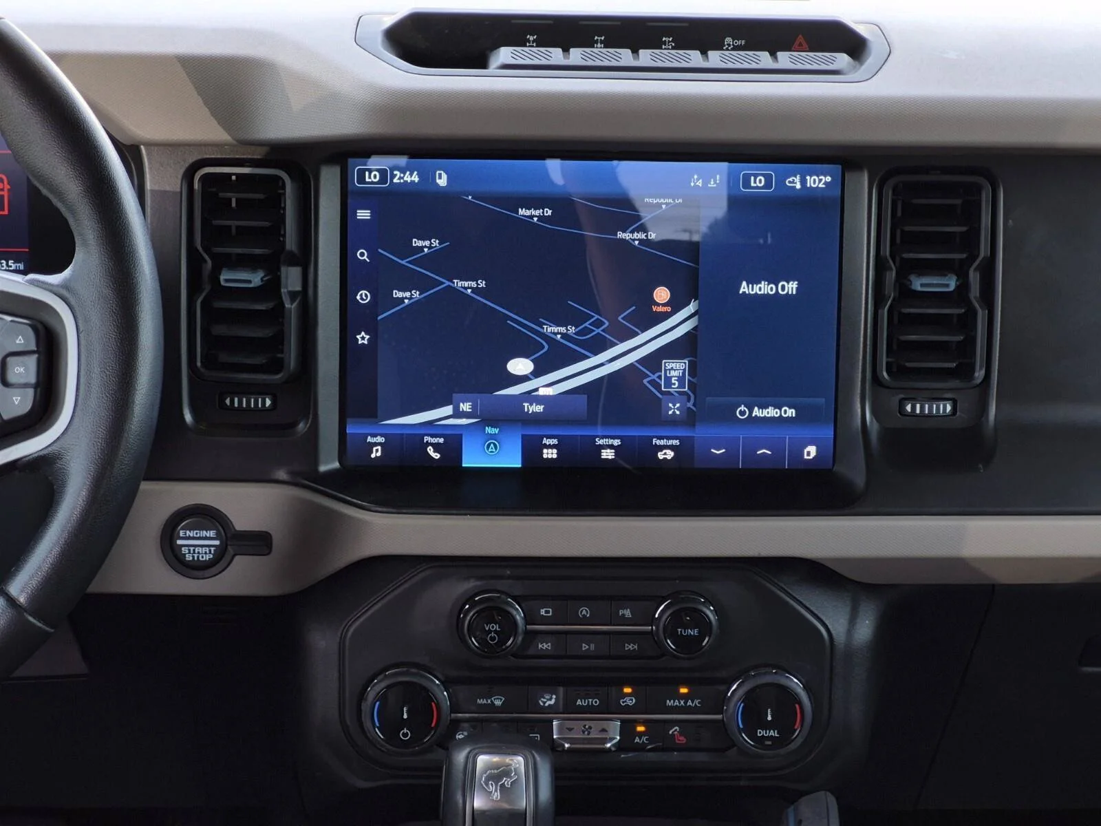 Used 2022 Velocity Blue Metallic Ford Wildtrak image 21