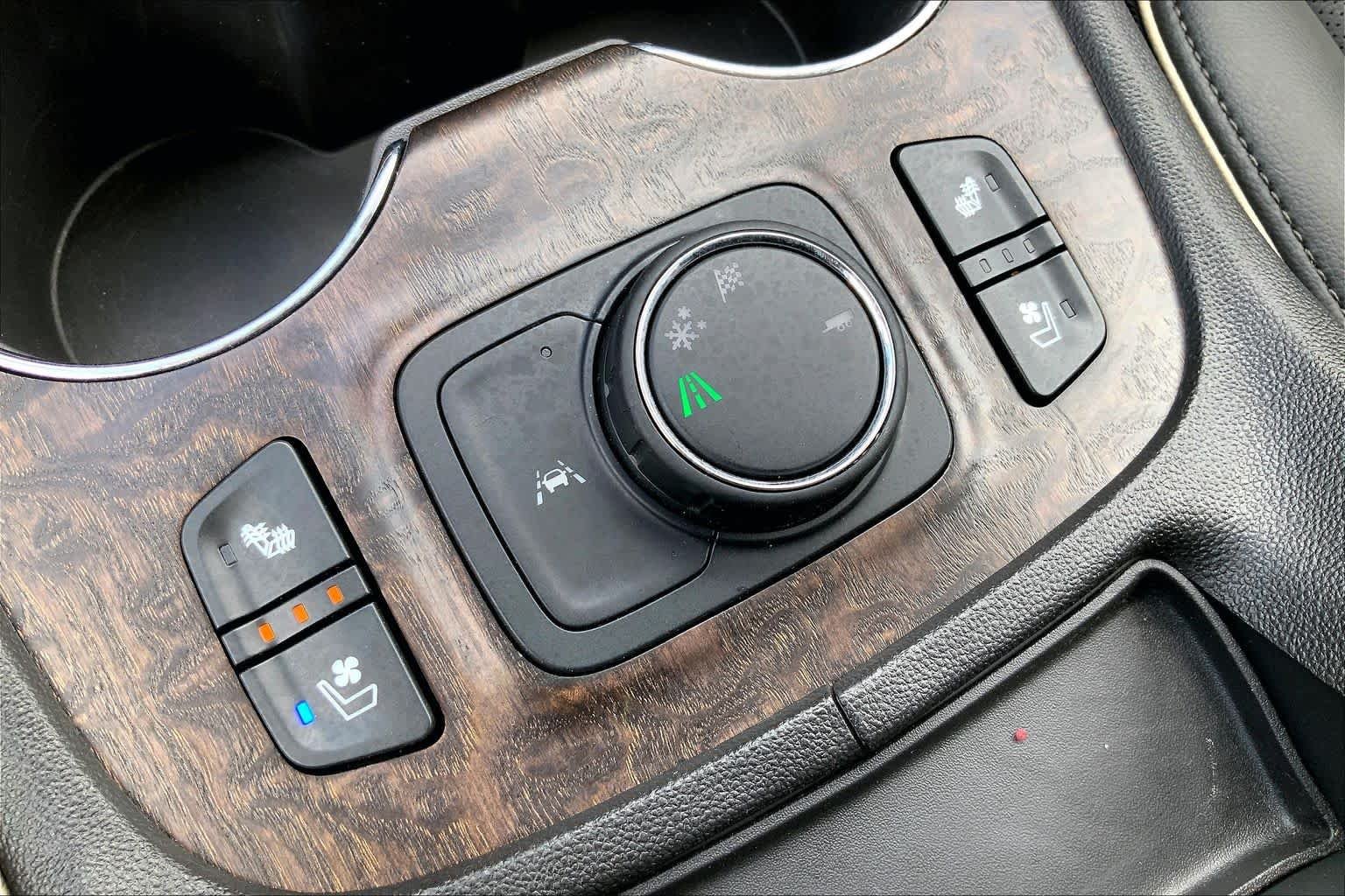 Used 2023 Ebony Twilight Metallic GMC Denali image 29