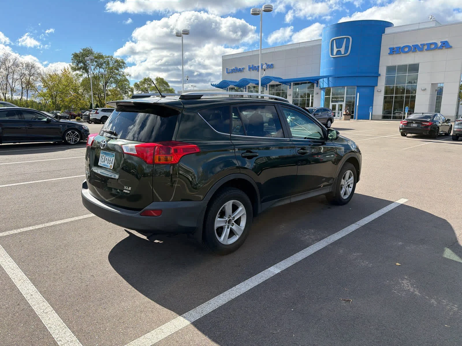 Used 2013 Spruce Mica Toyota XLE image 5
