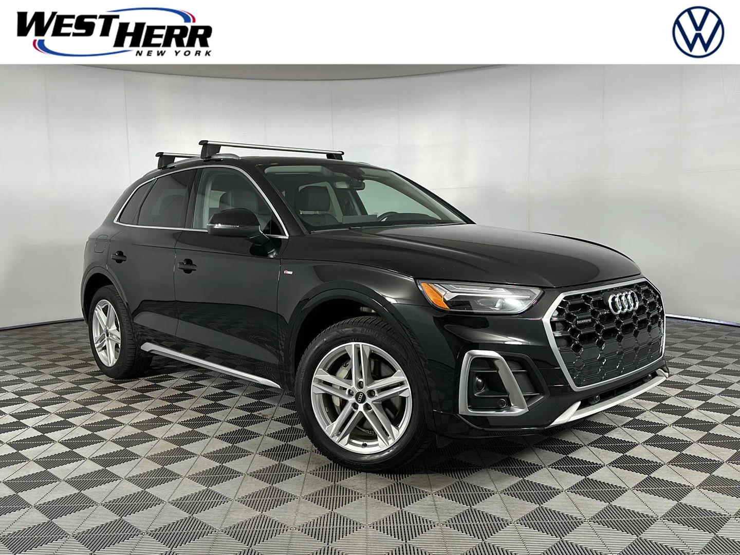 Used 2025 Mythos Black Metallic Audi S line Premium image 1