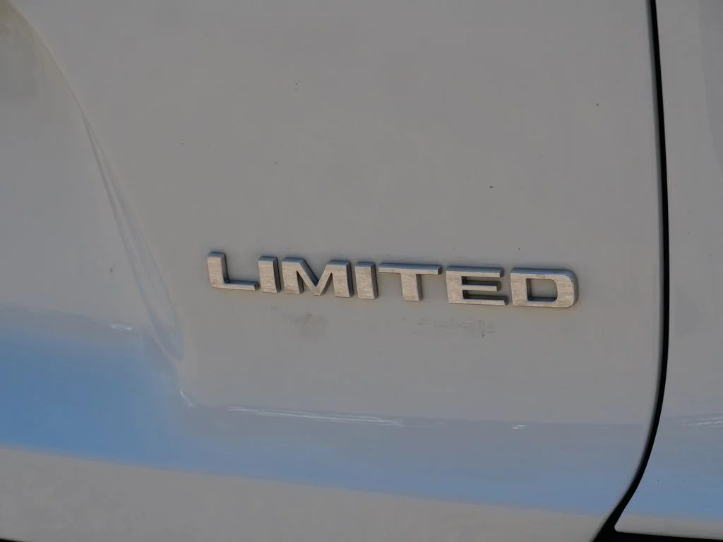 Certified Used 2021 White Jeep Limited image 8