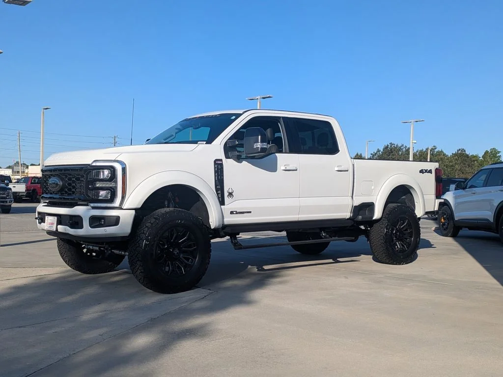 New 2026 Star White Metallic Tri-Coat Ford Lariat image 7