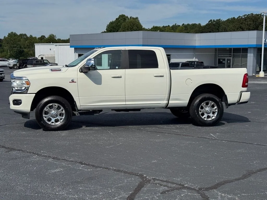 2024 RAM Ram 3500 Pickup Laramie - Photo 6