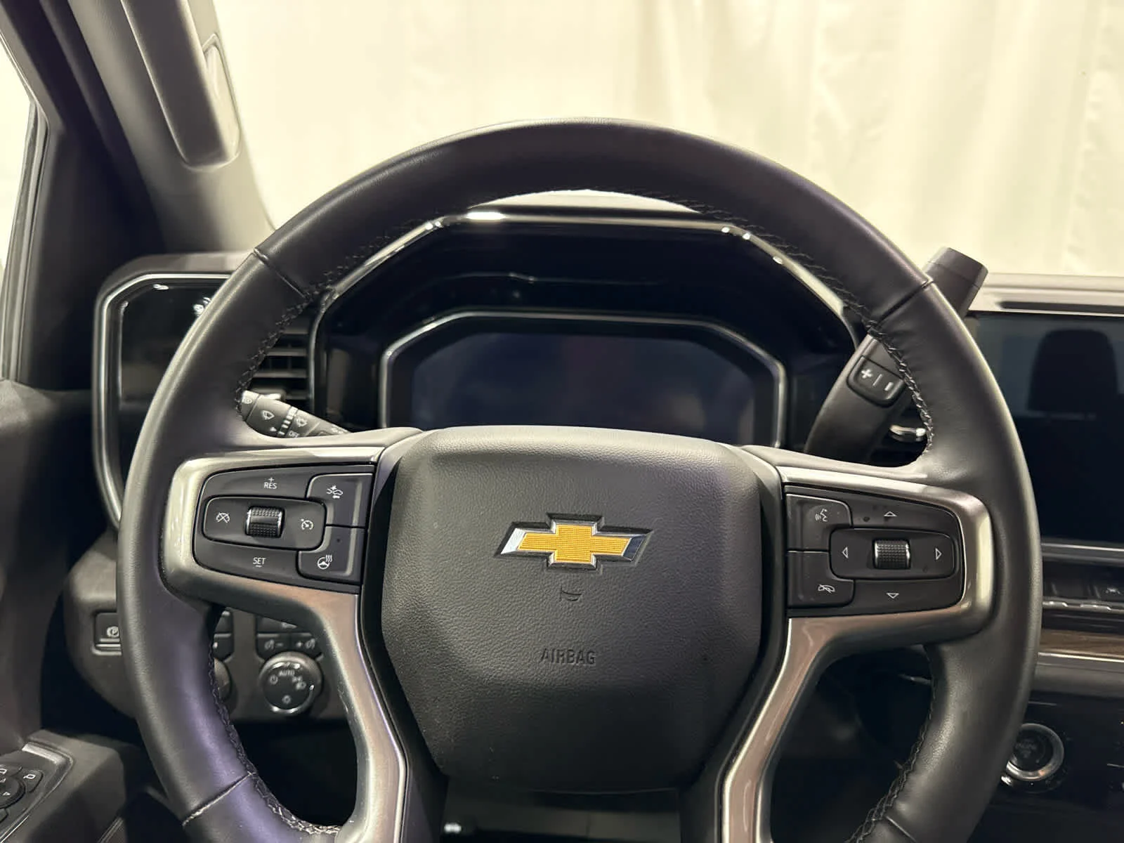 Used 2024 Sterling Gray Metallic Chevrolet LT image 16