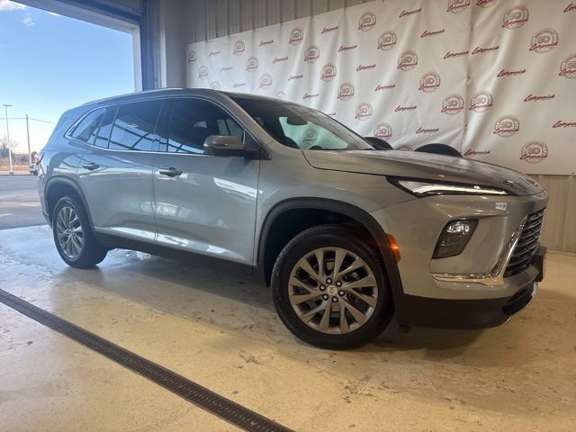 Used 2025 Buick Enclave Preferred with VIN 5GAEVARS6SJ301453 for sale in Kansas City