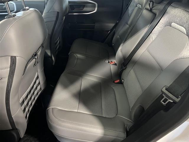 New 2026 Oxford White Ford Badlands® image 58