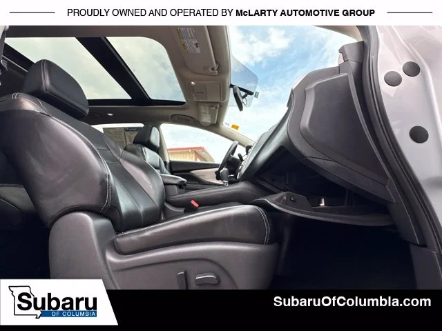 Used 2015 Silver Nissan SL image 13