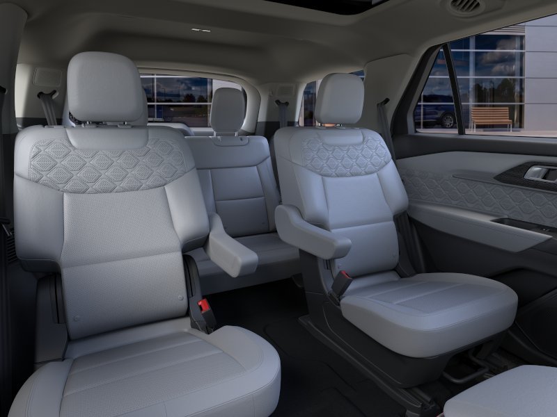 2026 Ford Explorer Platinum - Photo 36