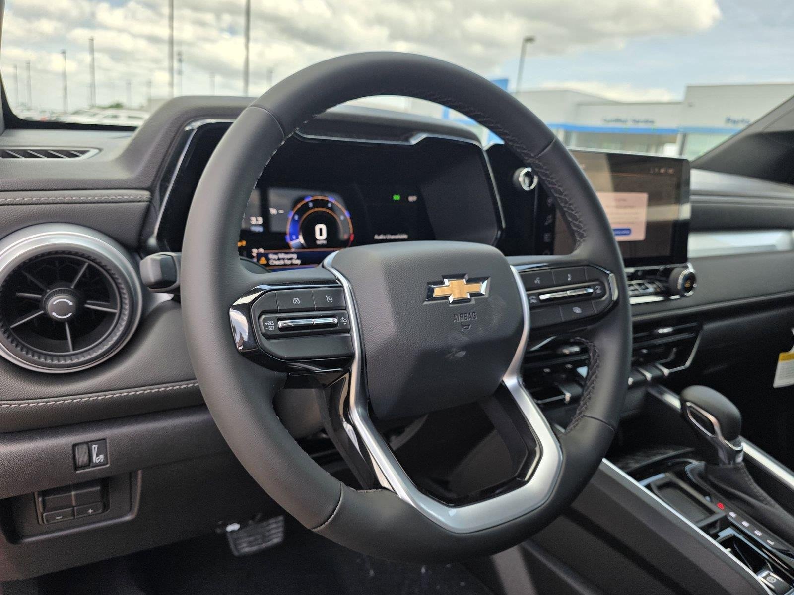 2026 Chevrolet Colorado LT - Photo 8