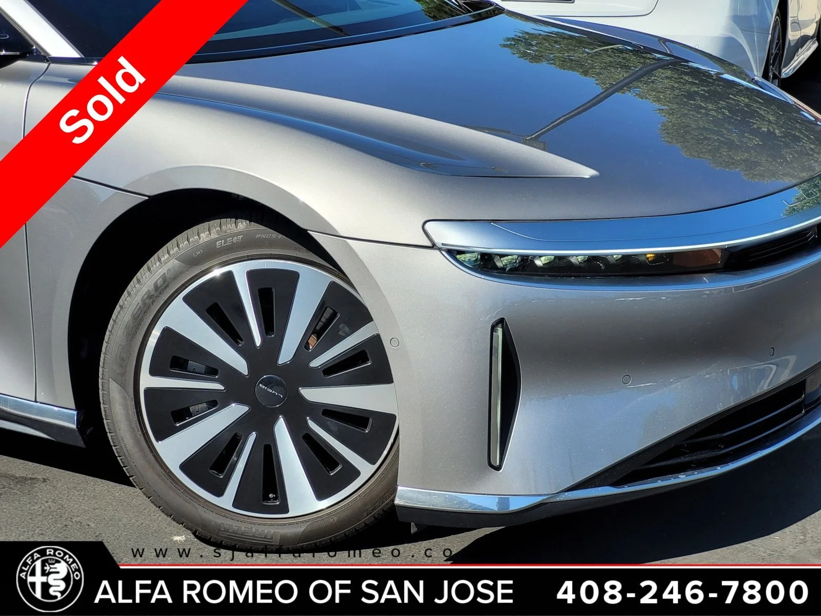 Used 2023 Silver Lucid Grand Touring image 6