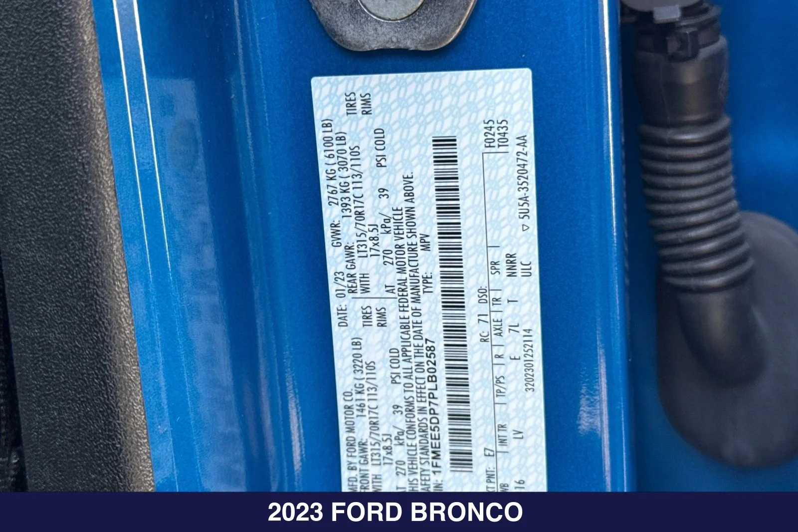 Used 2023 Blue Ford Base image 29