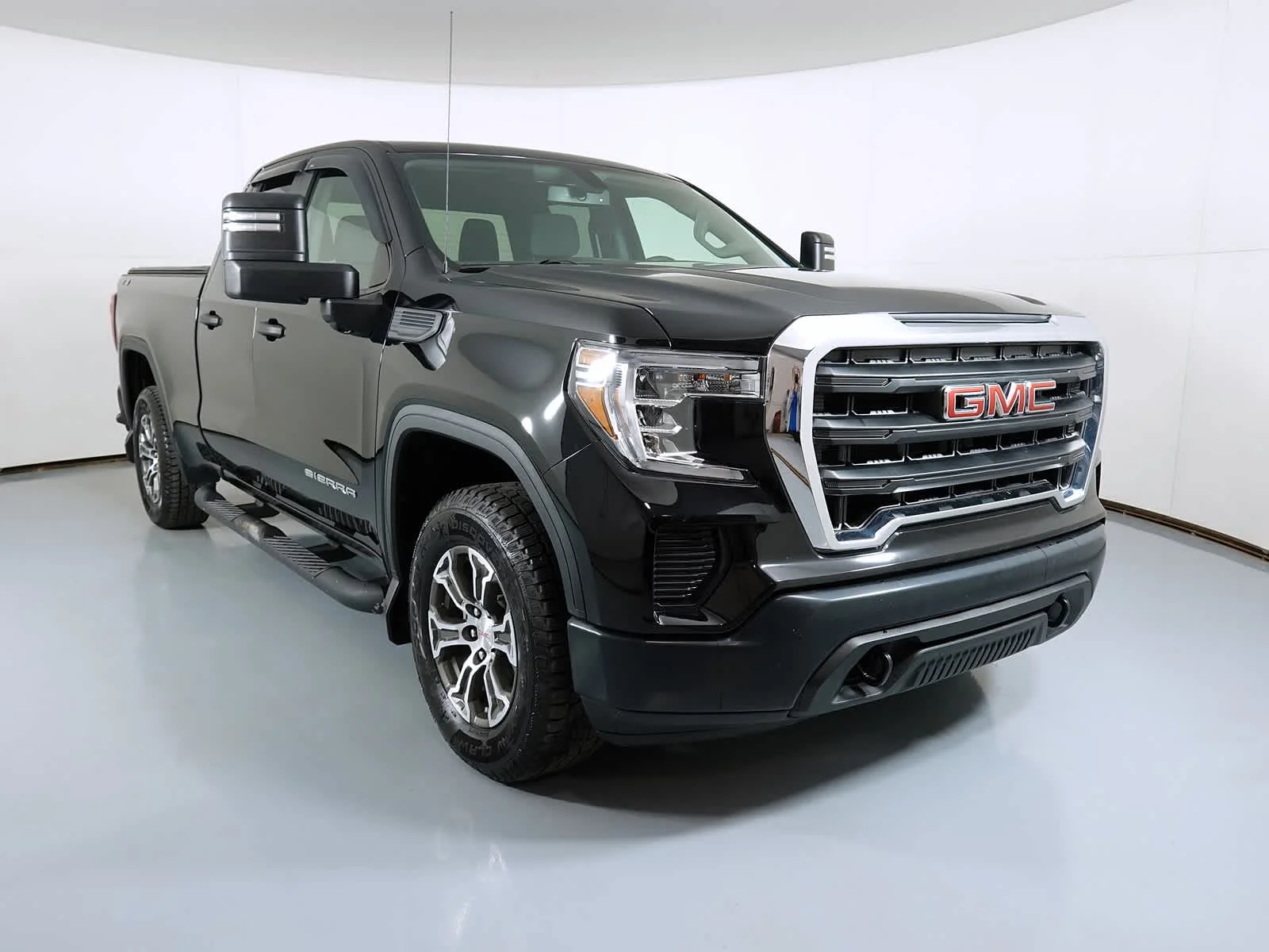 2021 GMC Sierra Base 4WD Double Cab Standard Box's photo