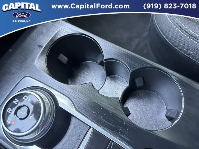 Used 2024 Red Ford Active image 31