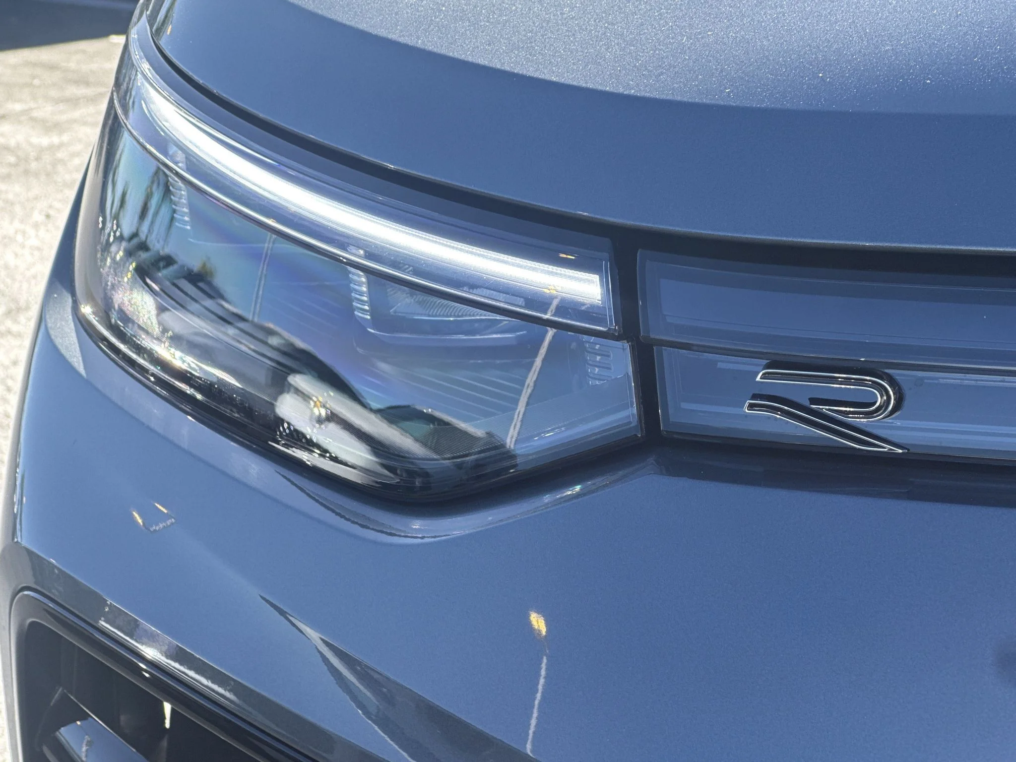 New 2026 Platinum Gray Metallic Volkswagen SE R-Line Black image 9