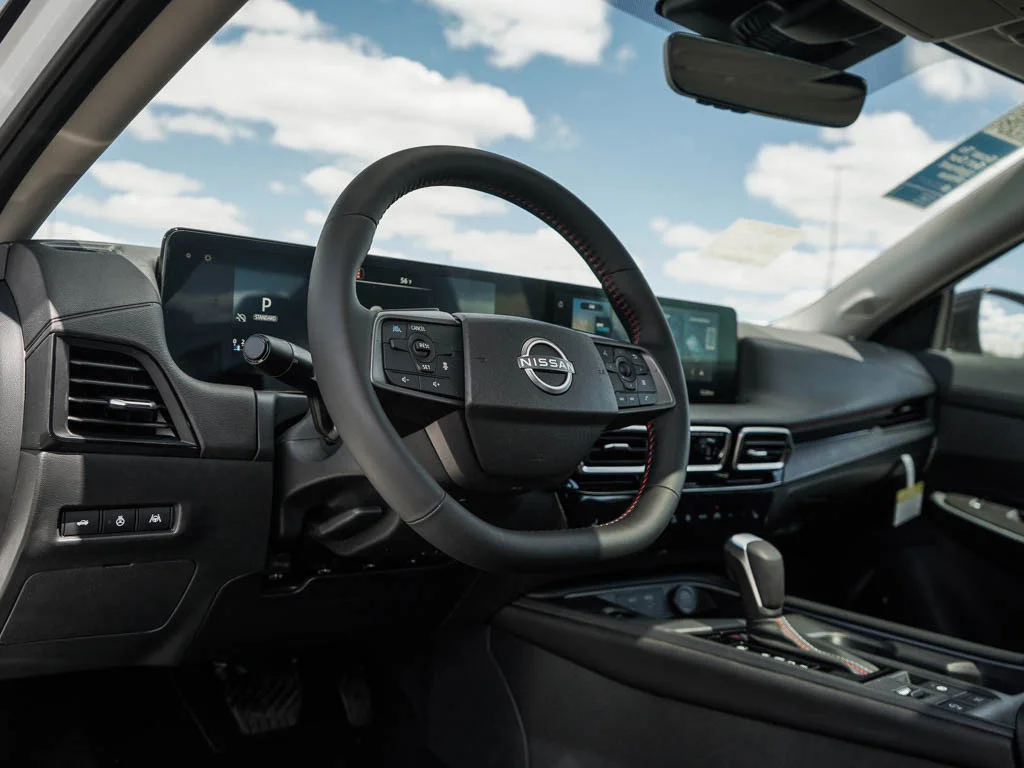 New 2026 Aspen White Pearl Nissan SR image 17